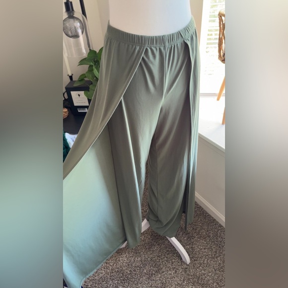 Slinky Brand Sage Wide Leg Pants - Picture 1 of 3